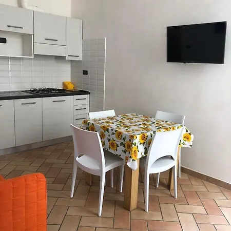 Bilocale In Centro A 100m Dal Mare - Aautsv12669 *